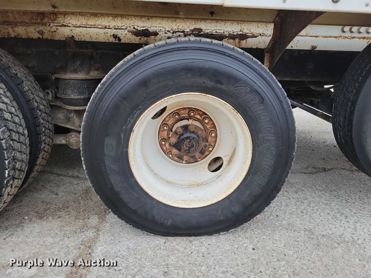 image for item NO9790 2006 International Paystar 5500i ready mix truck