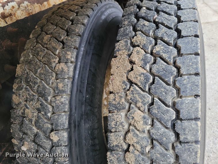 image for item NO9790 2006 International Paystar 5500i ready mix truck