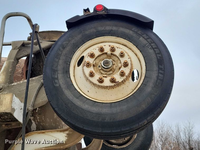 image for item NO9790 2006 International Paystar 5500i ready mix truck