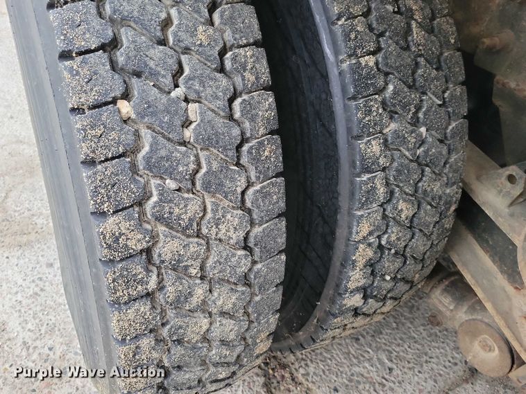 image for item NO9790 2006 International Paystar 5500i ready mix truck