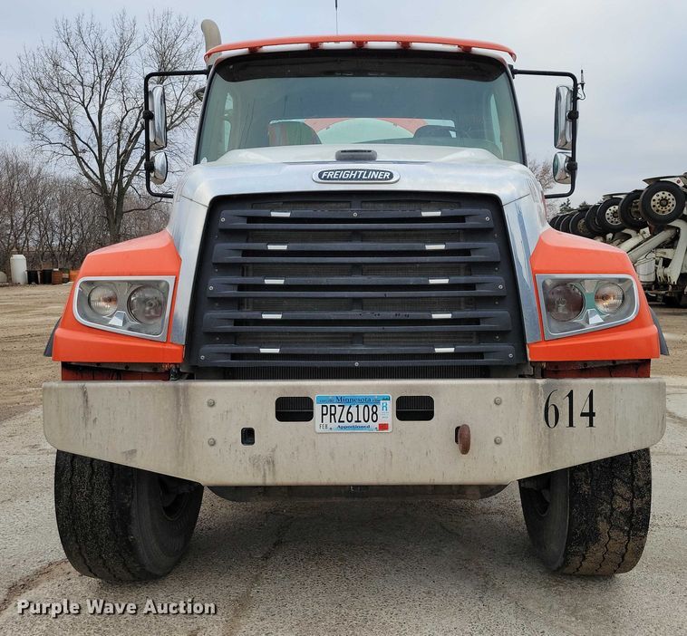image for item NO9791 2014 Freightliner 114SD ready mix truck