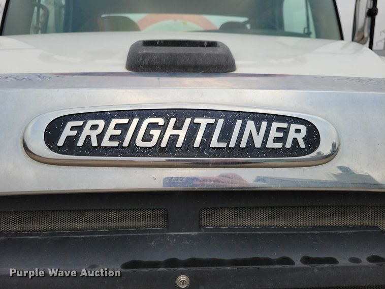 image for item NO9791 2014 Freightliner 114SD ready mix truck