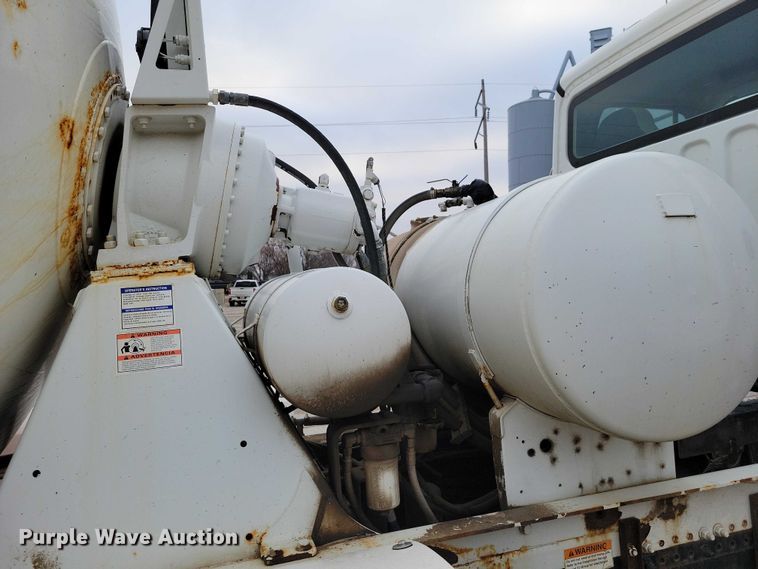 image for item NO9791 2014 Freightliner 114SD ready mix truck