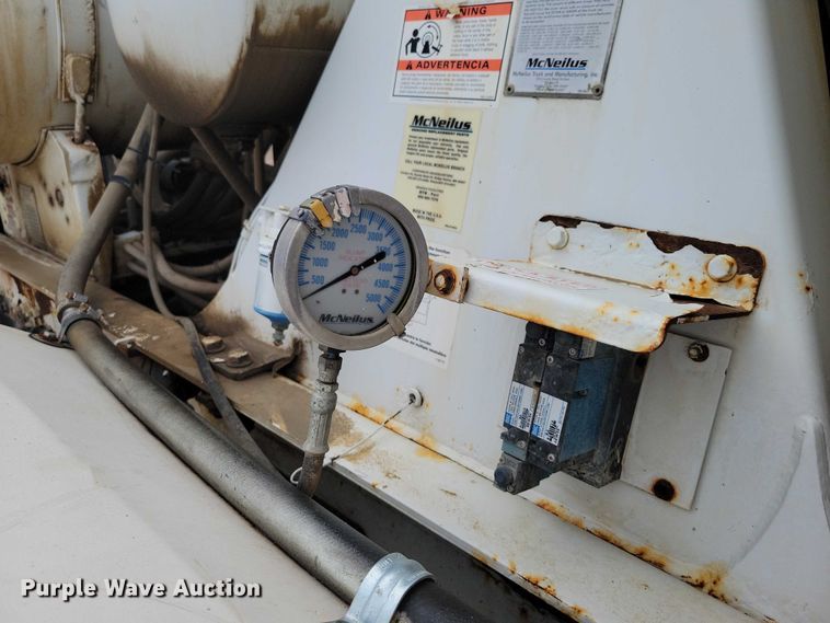 image for item NO9791 2014 Freightliner 114SD ready mix truck