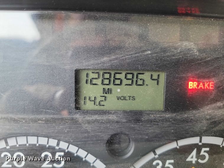 image for item NO9791 2014 Freightliner 114SD ready mix truck