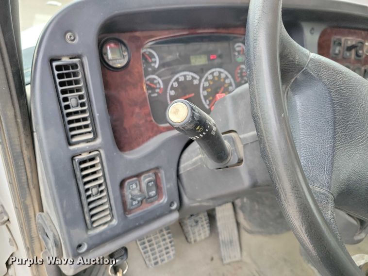 image for item NO9791 2014 Freightliner 114SD ready mix truck