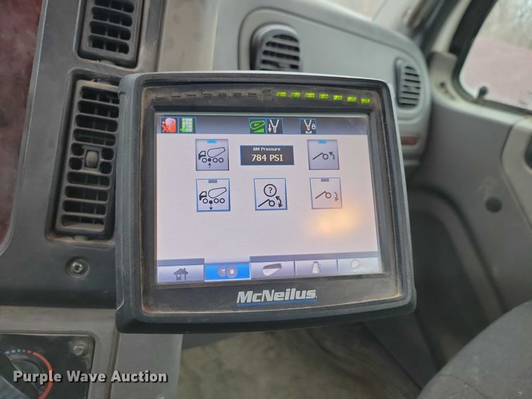 image for item NO9791 2014 Freightliner 114SD ready mix truck