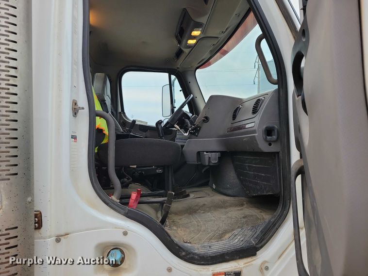 image for item NO9791 2014 Freightliner 114SD ready mix truck