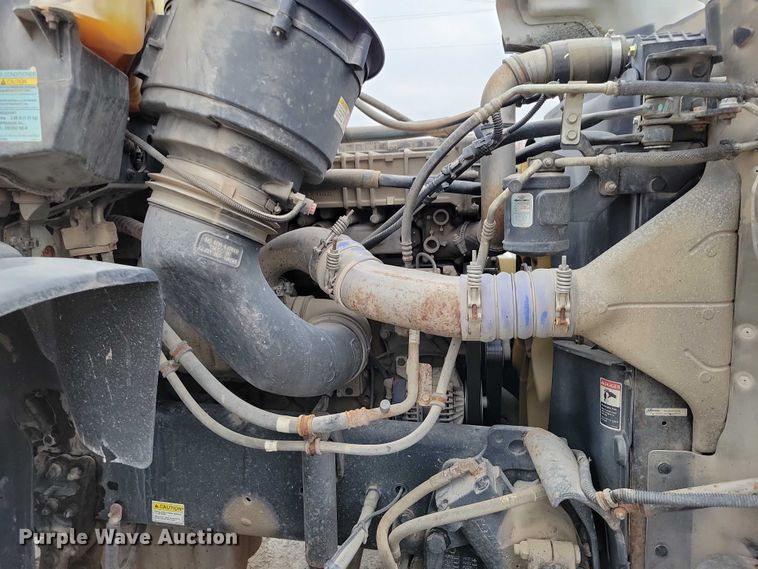 image for item NO9791 2014 Freightliner 114SD ready mix truck