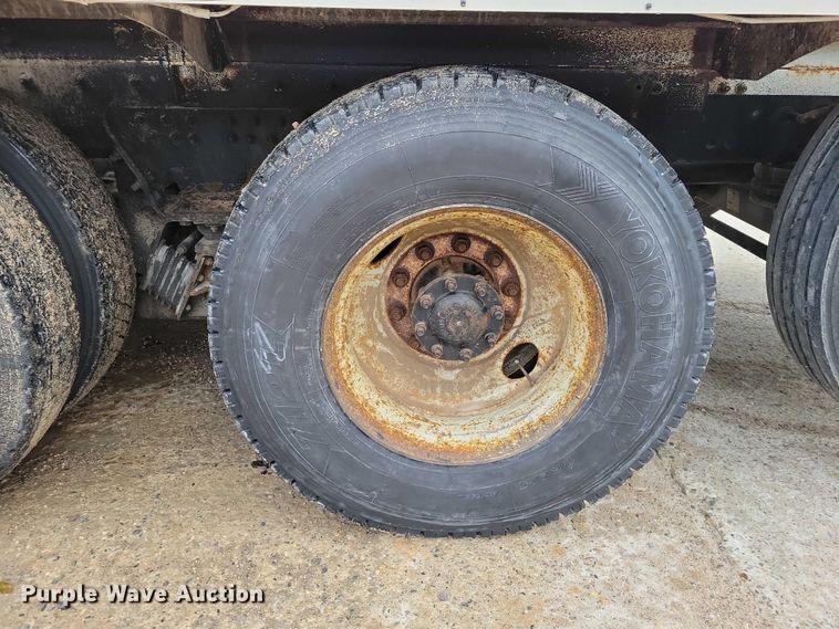 image for item NO9791 2014 Freightliner 114SD ready mix truck