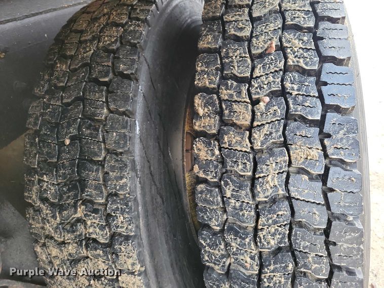 image for item NO9791 2014 Freightliner 114SD ready mix truck