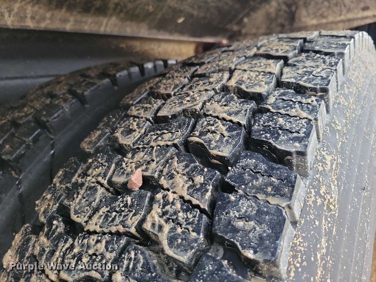 image for item NO9791 2014 Freightliner 114SD ready mix truck