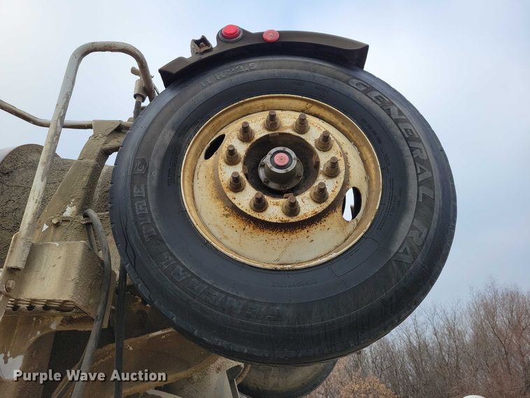 image for item NO9791 2014 Freightliner 114SD ready mix truck