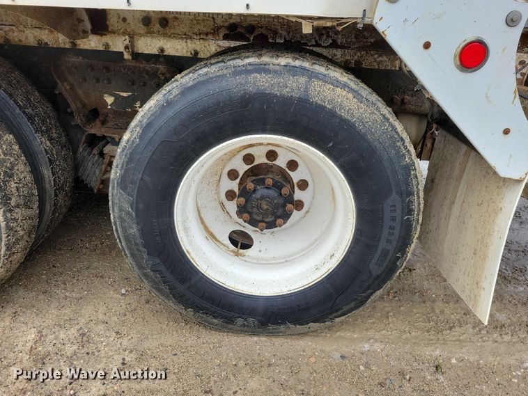 image for item NO9791 2014 Freightliner 114SD ready mix truck