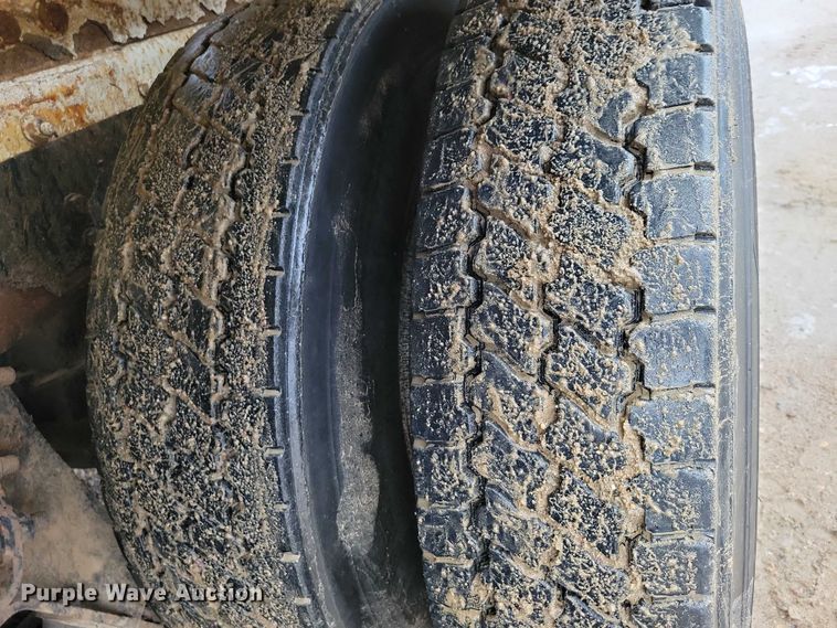 image for item NO9791 2014 Freightliner 114SD ready mix truck