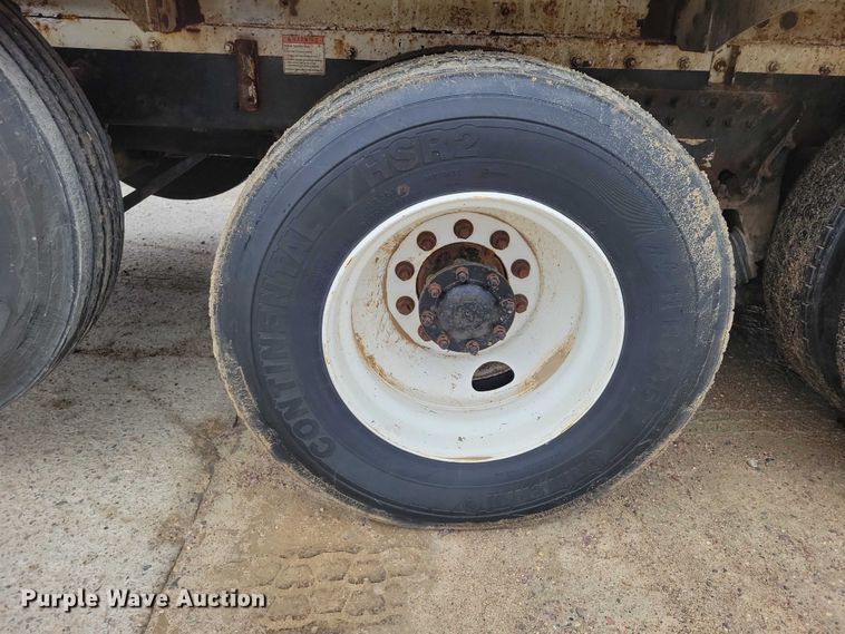 image for item NO9791 2014 Freightliner 114SD ready mix truck