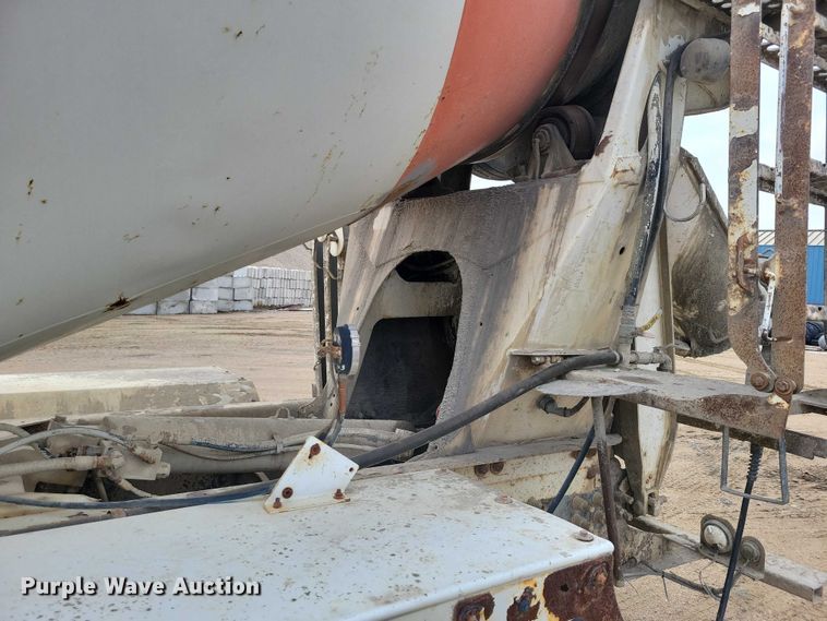 image for item NO9792 2007 International Paystar 5000 ready mix truck