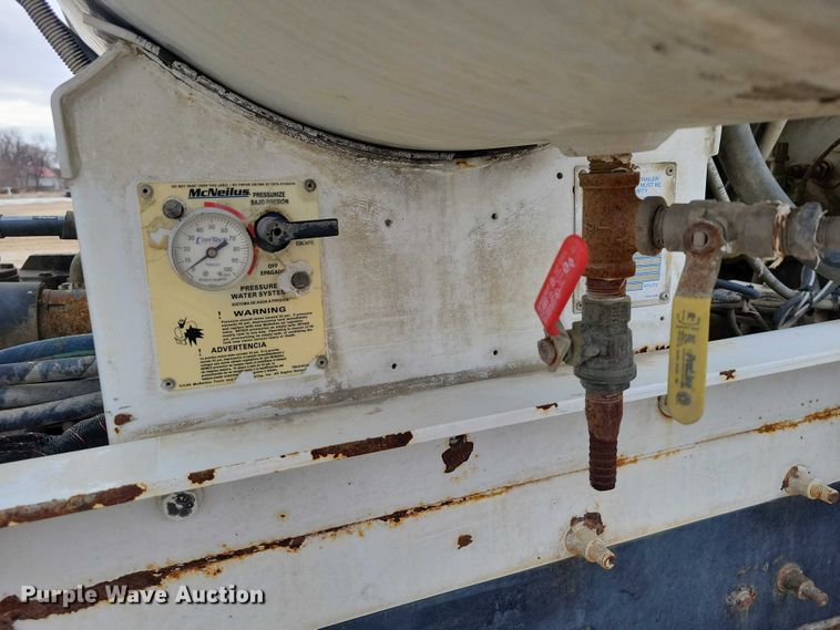 image for item NO9792 2007 International Paystar 5000 ready mix truck