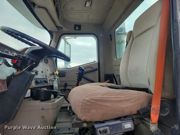 image for item NO9792 2007 International Paystar 5000 ready mix truck