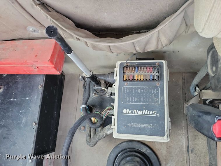 image for item NO9792 2007 International Paystar 5000 ready mix truck