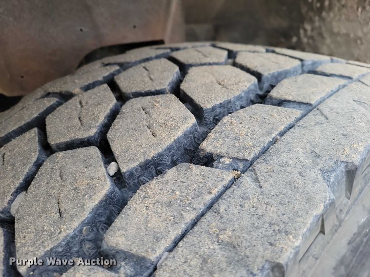 image for item NO9792 2007 International Paystar 5000 ready mix truck