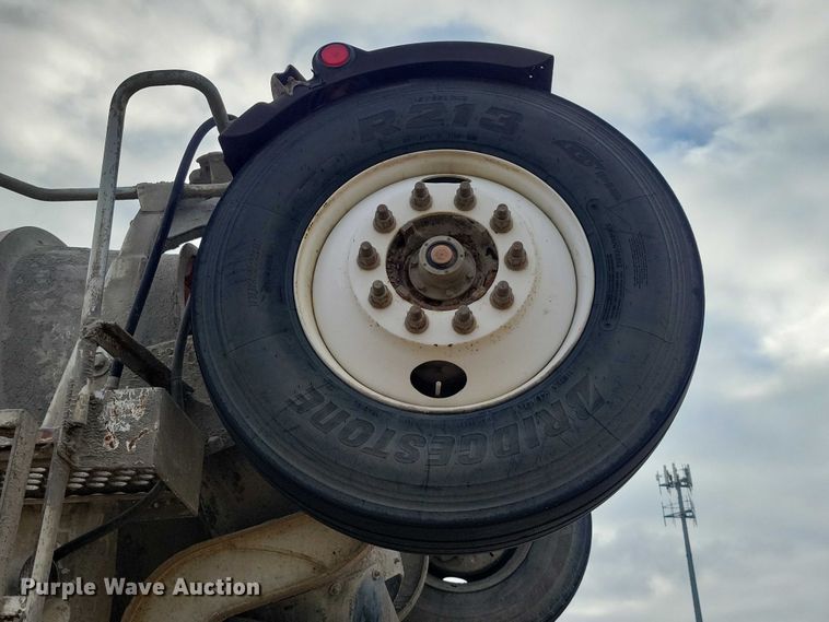 image for item NO9792 2007 International Paystar 5000 ready mix truck