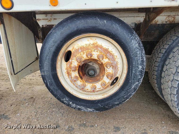 image for item NO9792 2007 International Paystar 5000 ready mix truck