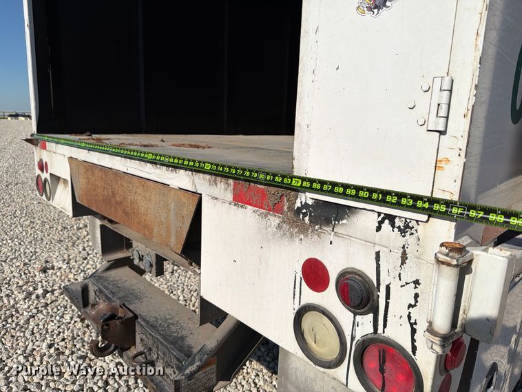 image for item YA1480 2010 Ford F750 Super Duty chipper truck