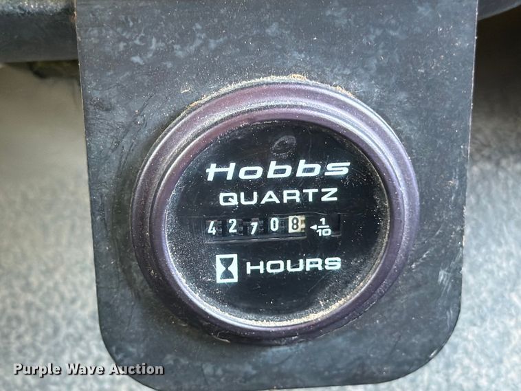 image for item YA1480 2010 Ford F750 Super Duty chipper truck