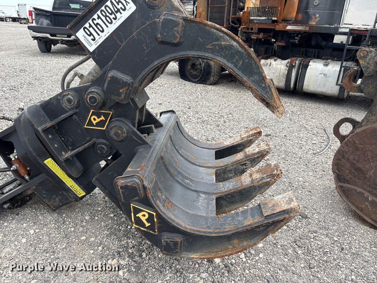 image for item YA1486 Pemberton 420701 HX130 scrap grapple