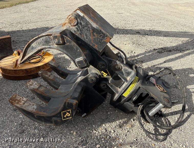 image for item YA1486 Pemberton 420701 HX130 scrap grapple