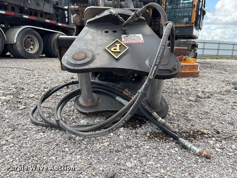 image for item YA1486 Pemberton 420701 HX130 scrap grapple