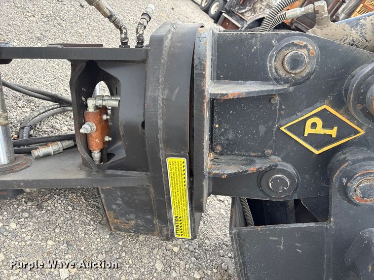 image for item YA1486 Pemberton 420701 HX130 scrap grapple