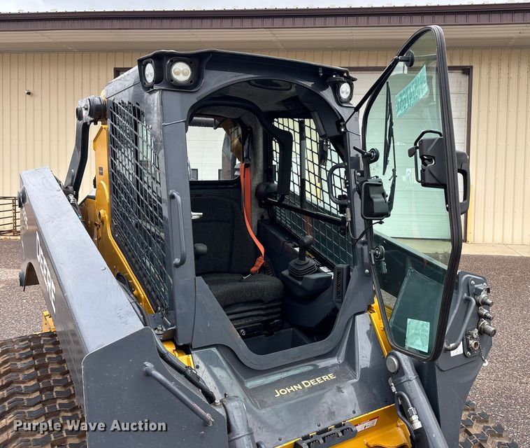 image for item YA1488 2017 John Deere 333G tracked skid steer loader
