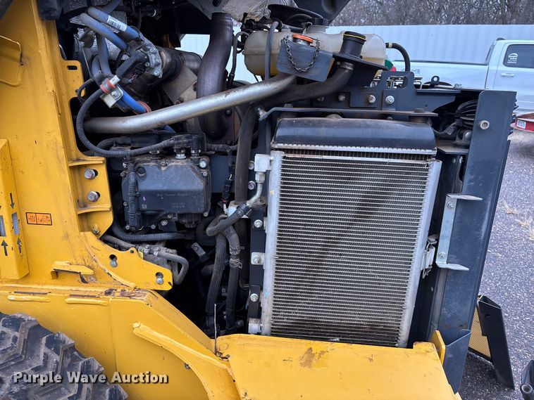 image for item YA1488 2017 John Deere 333G tracked skid steer loader