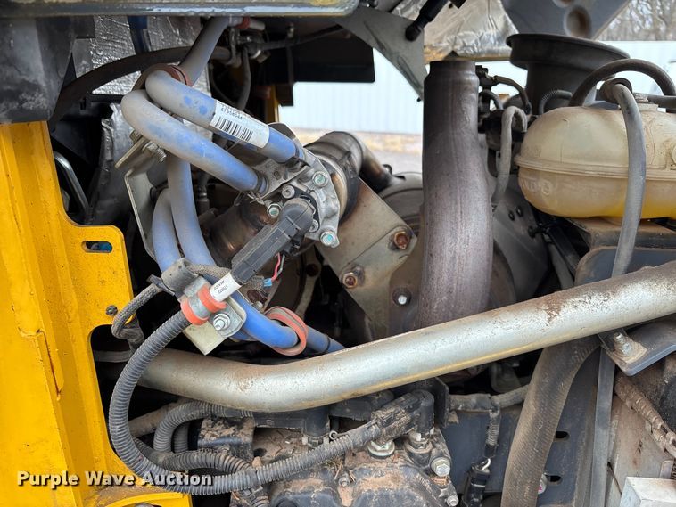 image for item YA1488 2017 John Deere 333G tracked skid steer loader