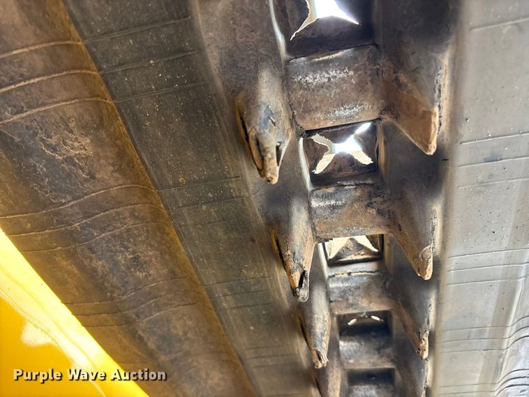 image for item YA1488 2017 John Deere 333G tracked skid steer loader