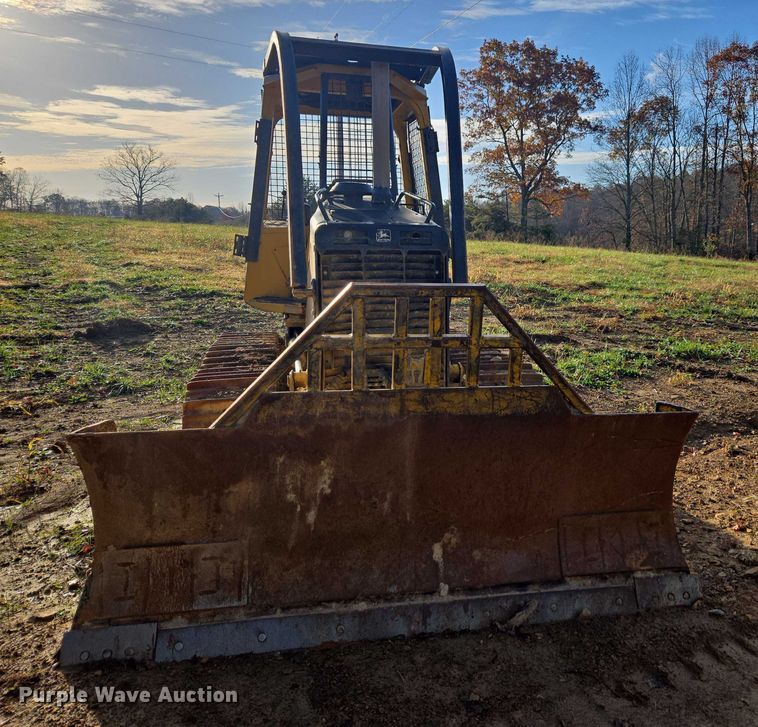 image for item YA1522 2000 John Deere 650H LT dozer