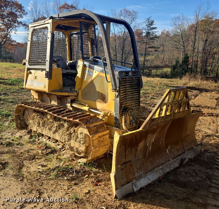 image for item YA1522 2000 John Deere 650H LT dozer