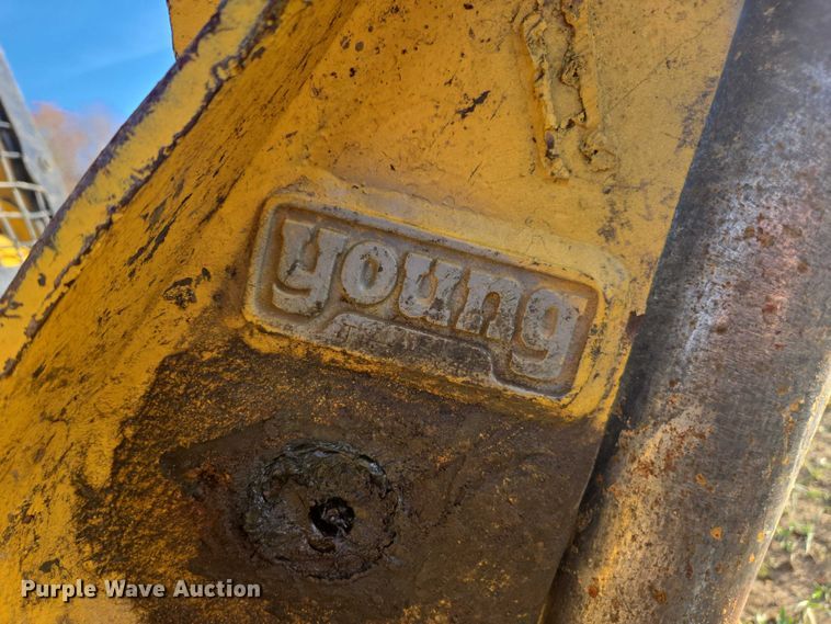 image for item YA1522 2000 John Deere 650H LT dozer