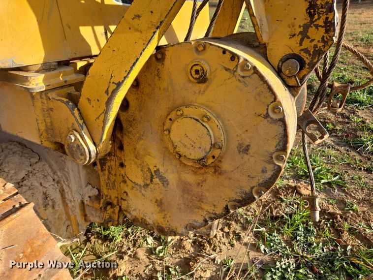 image for item YA1522 2000 John Deere 650H LT dozer
