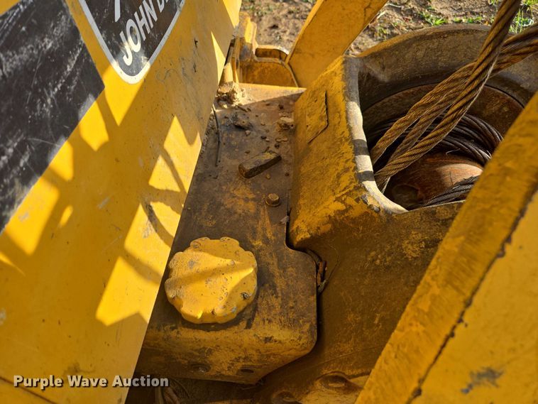 image for item YA1522 2000 John Deere 650H LT dozer