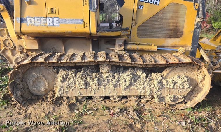 image for item YA1522 2000 John Deere 650H LT dozer