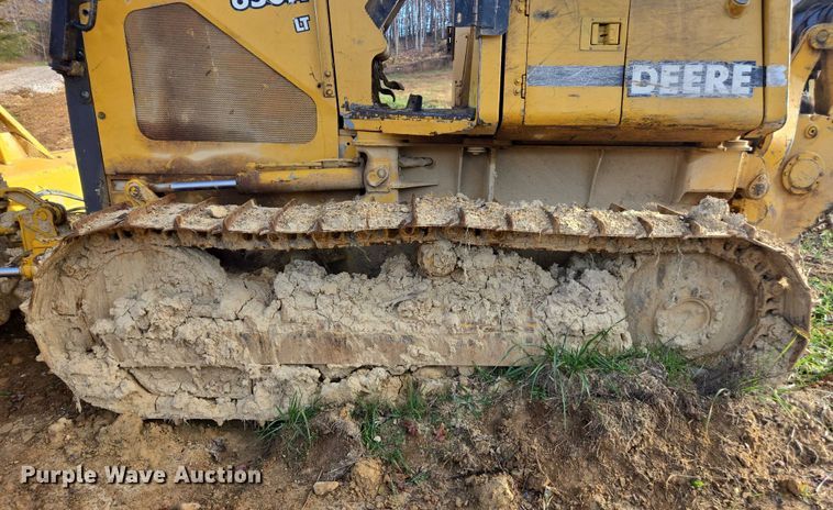 image for item YA1522 2000 John Deere 650H LT dozer