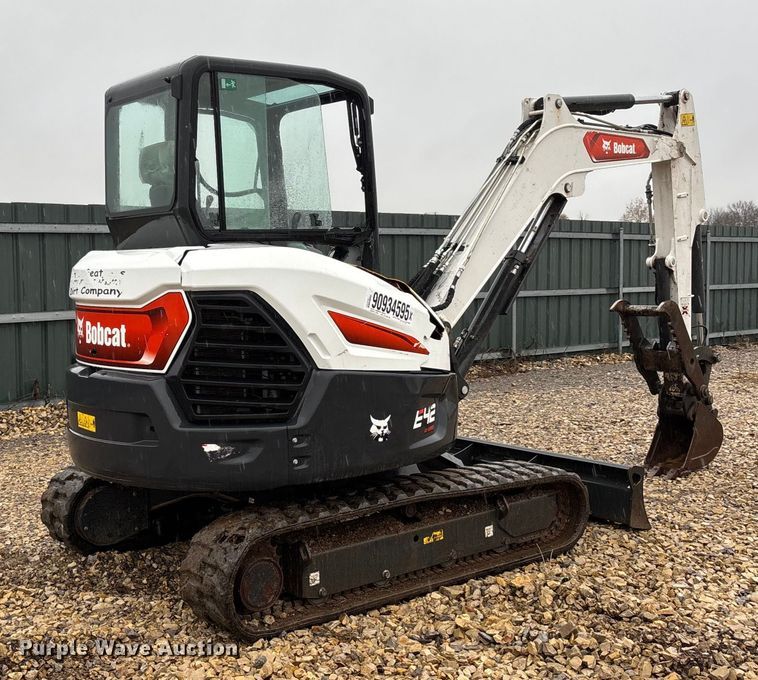 image for item YA1543 2022 Bobcat E42 mini excavator