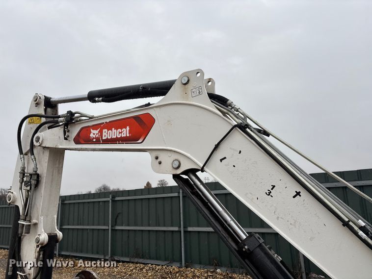 image for item YA1543 2022 Bobcat E42 mini excavator