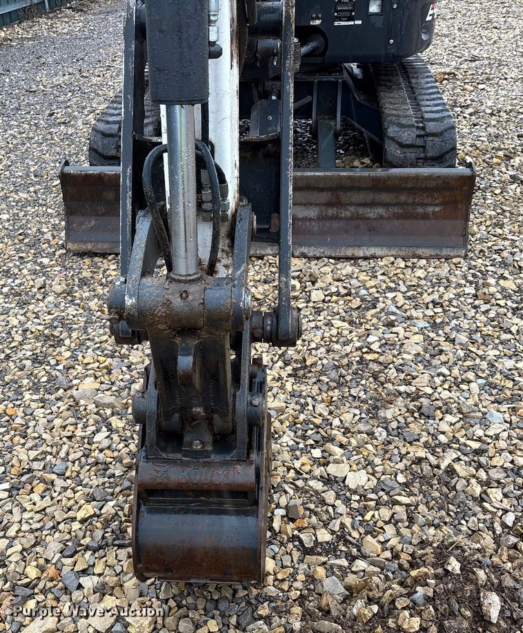 image for item YA1543 2022 Bobcat E42 mini excavator