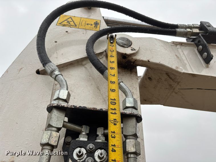 image for item YA1543 2022 Bobcat E42 mini excavator