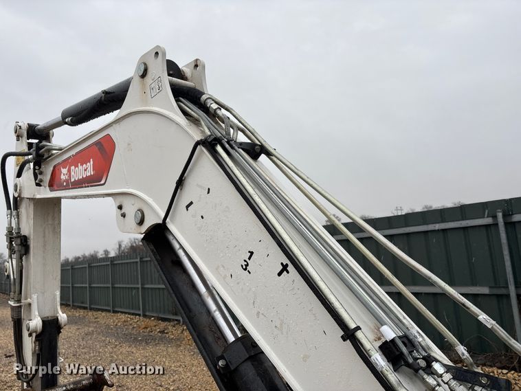 image for item YA1543 2022 Bobcat E42 mini excavator