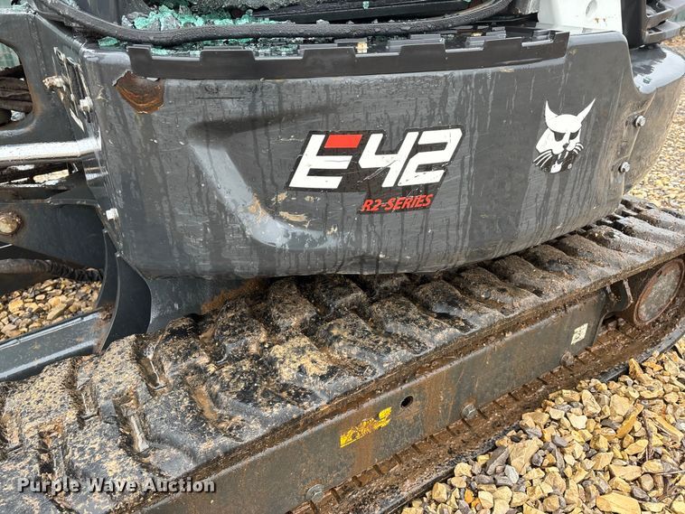 image for item YA1543 2022 Bobcat E42 mini excavator